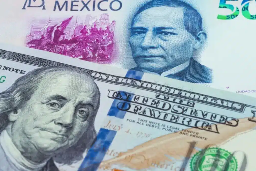Peso mexicano retrocede en jornada marcada por tensión de seguridad