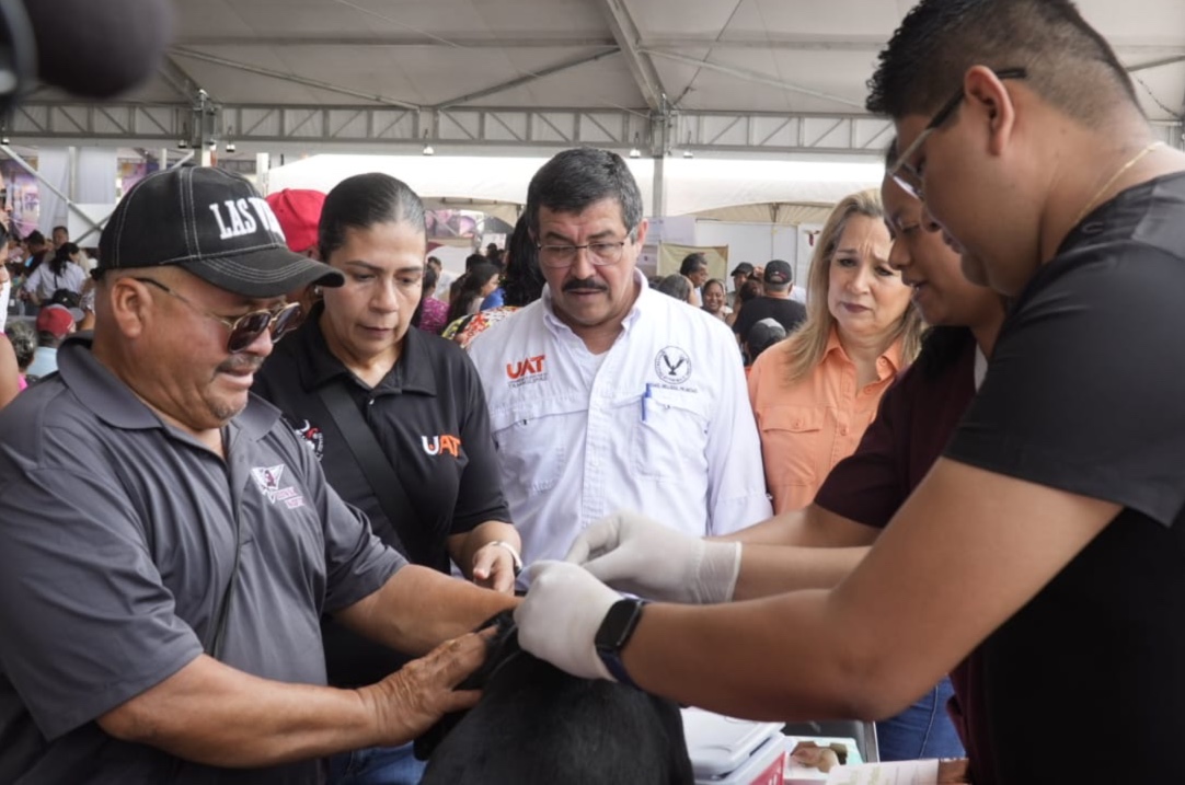 Participa UAT en brigadas asistenciales del DIF Tamaulipas en Abasolo