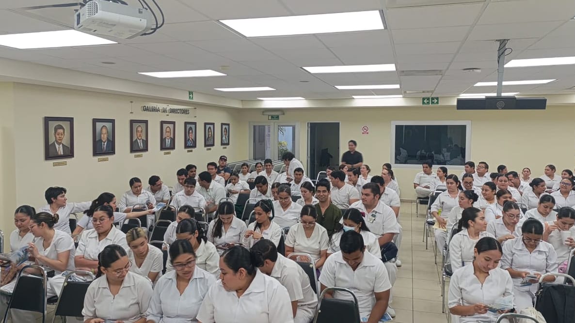 UAT abre oportunidades laborales para enfermería en hospitales de Texas