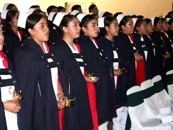 CONALEP Puebla reconoce a más de dos mil egresados listos para el empleo técnico