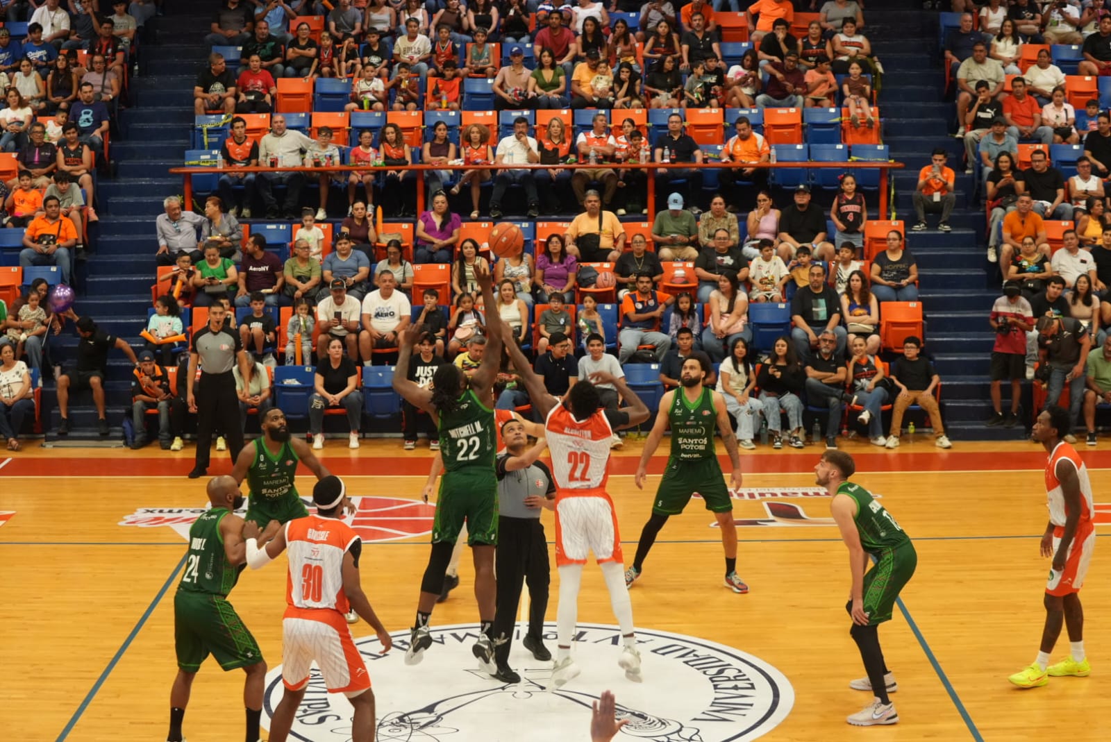 UAT proyecta avances en universidad: Encabeza Dámaso Anaya el arranque de la serie inaugural del Corre basket UAT en la LNBP 2026