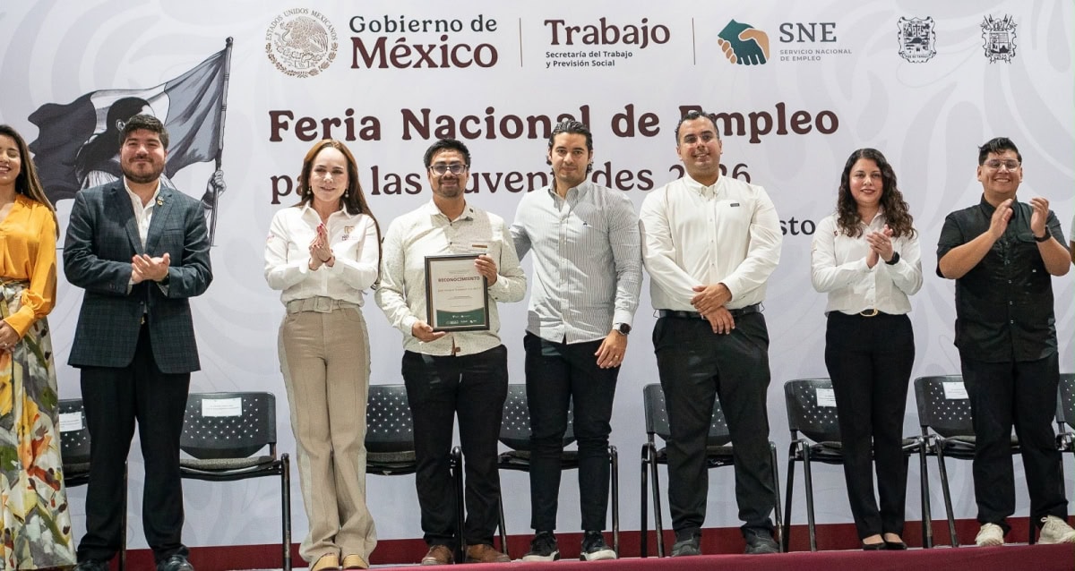 Feria de empleo acerca vacantes formales a jóvenes de Nuevo Laredo