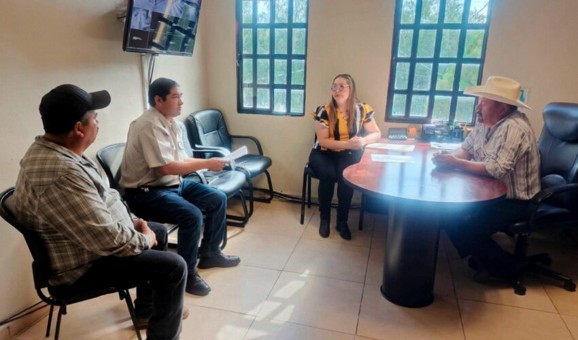 Capacita TPT a municipios en materia de transparencia